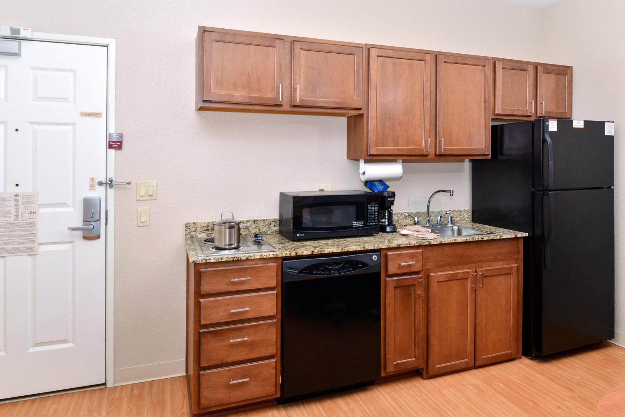 Candlewood Suites Turlock By Ihg Exterior foto