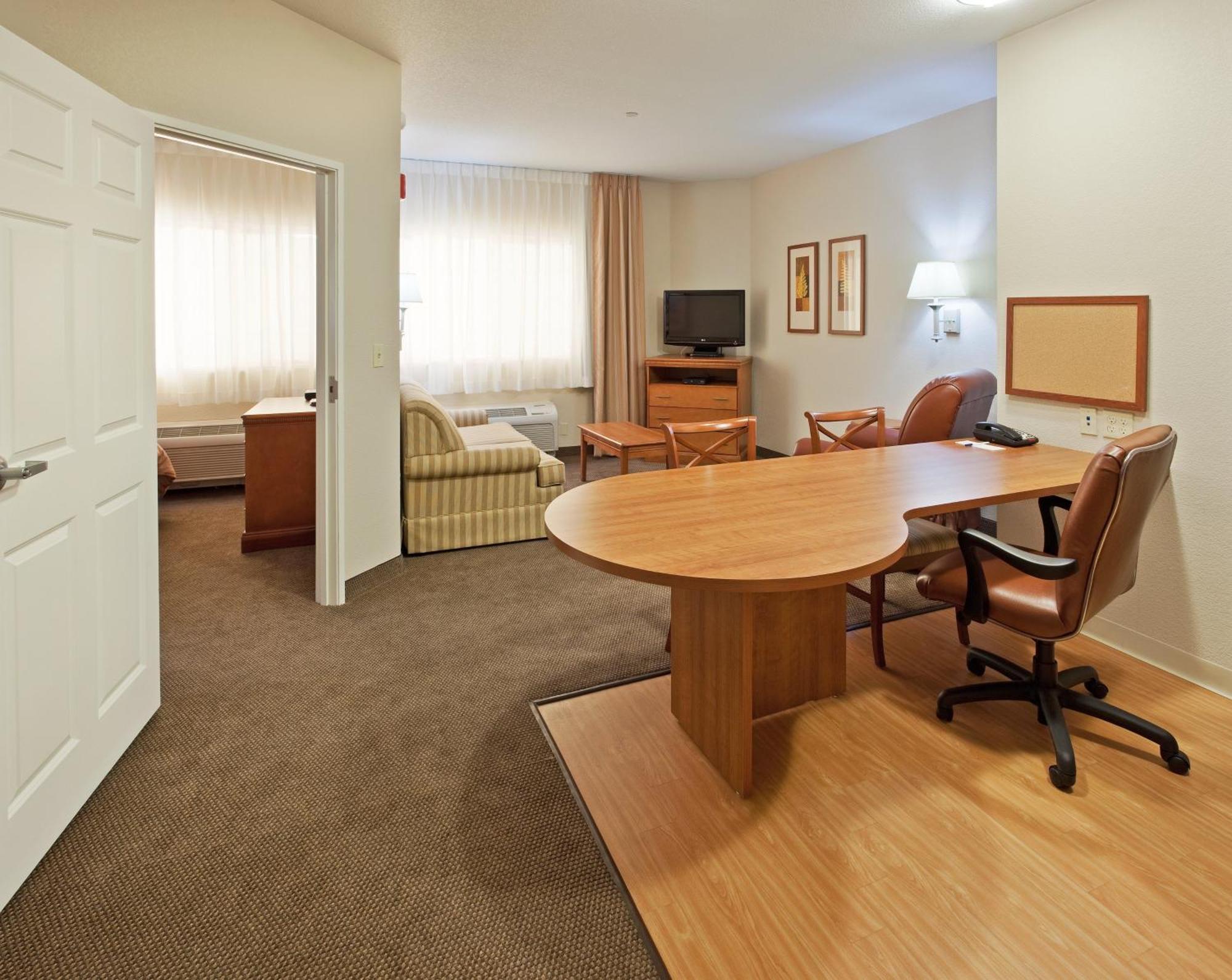 Candlewood Suites Turlock By Ihg Exterior foto
